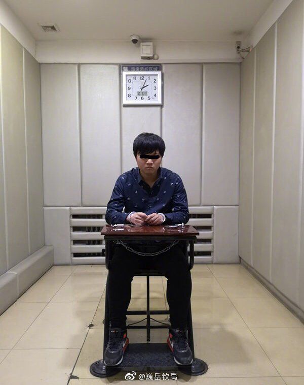 749861ff691e8b37.jpg